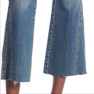 🌻Free People Studded Flare Jeans